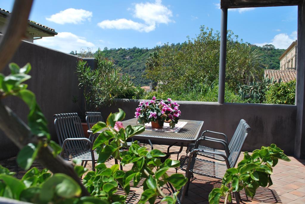 Case Vacanze Fossanave Santa Tecla Exterior foto